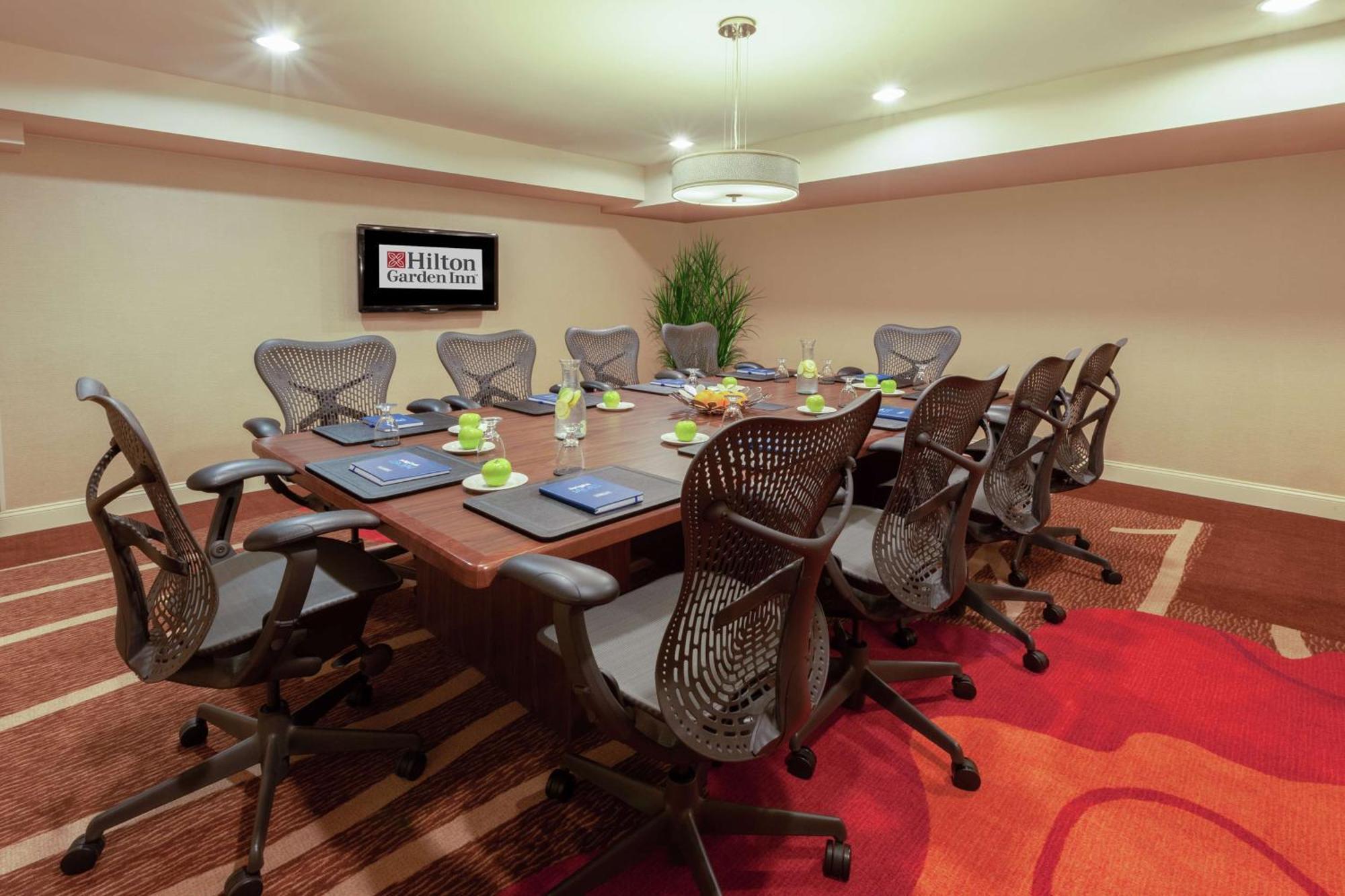 Hilton Garden Inn Pittsburgh University Place Экстерьер фото
